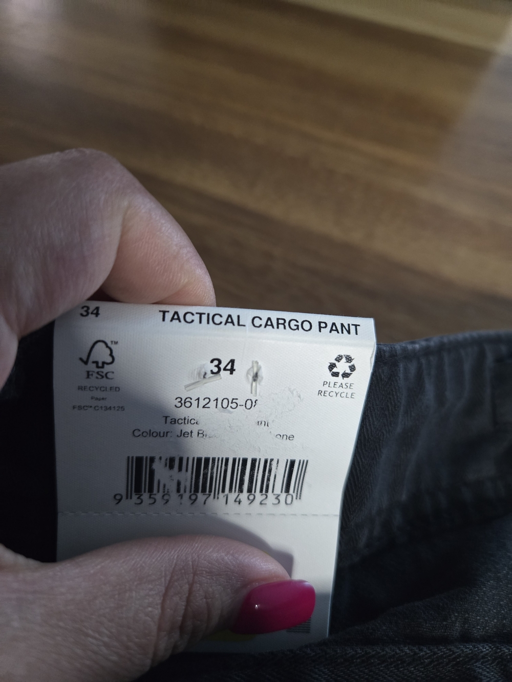Cotton:on Men's Dark Gray Cargo Pants - Picture 5 of 6